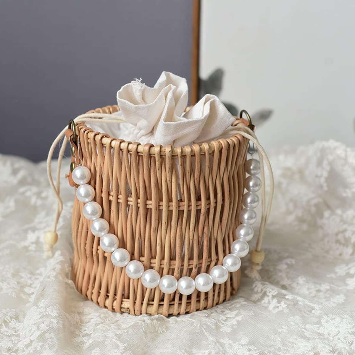 100Pcs 16mm White Pearl Beads for Cratfs,Big Size Loose Pearl Beads with Hole Faux Pearls Round White Beads for Jewelry Making,DIY Craft Bracelets,Vase Fillers,Table Scatter Home Wedding Decoration