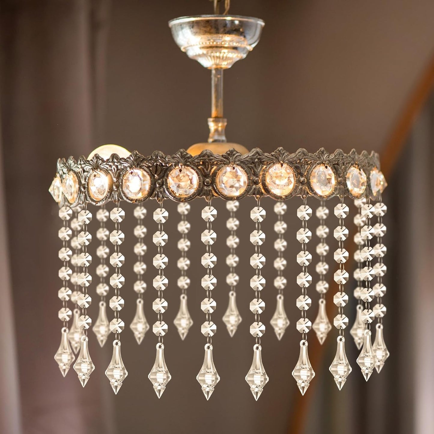 Nuenen 100 Pcs Acrylic Hanging Crystals for Centerpieces Chandelier Clear Crystal Garland Strands Ornament Acrylic Clear Beads Prisms Pendant for Christmas Tree Window Home Decoration(Lantern)