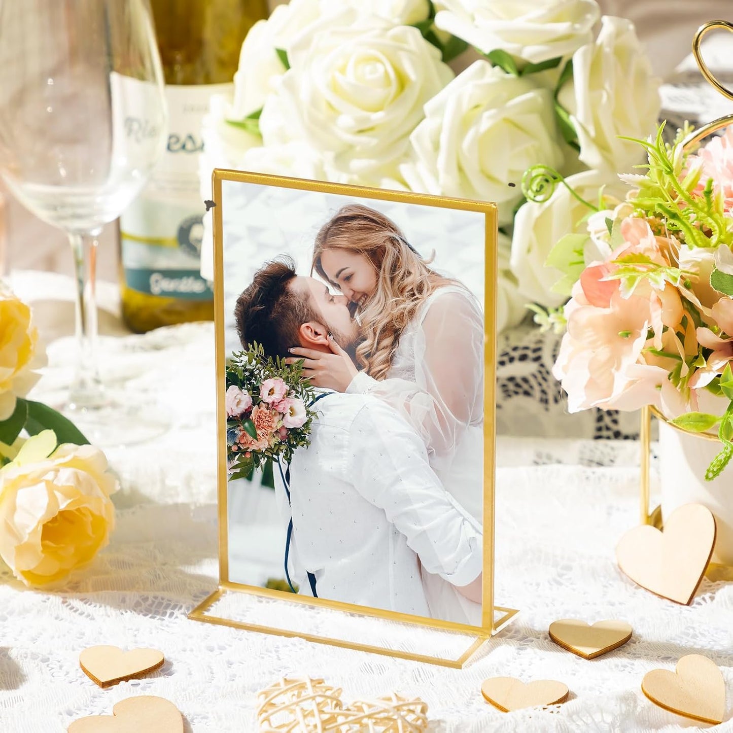 Hoteam 30 Pack 5 x 7 Clear Acrylic Sign Holder with Gold Borders, Gold Picture Frame, Double Sided Wedding Table Number, Acrylic Menu Stands for Wedding Table, Restaurant Sign, Photos