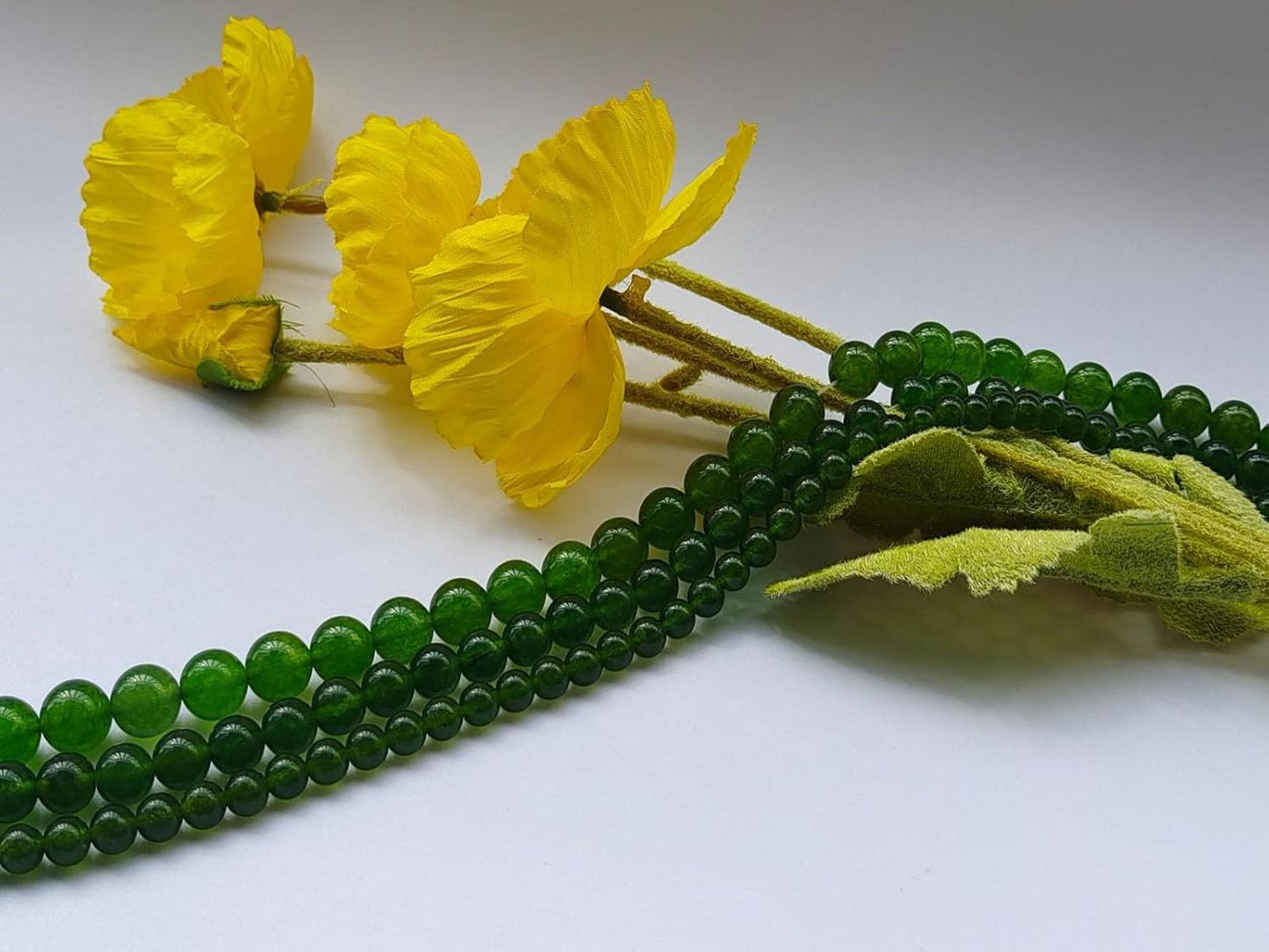 Stone Beads 8mm 100pcs Green Chalcedony Beads Round Loose Gemstones Beads for Bracelet Necklace Jewelry Making (8mm, 60834 Green Chalcedony)