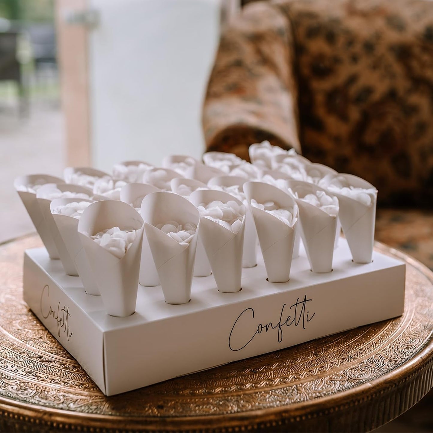 PATIKIL Wedding Confetti Cones Holder Box, 30 Holes Confetti Stand Tray Box Petals Flower Holder for Party Engagement Holiday Birthday DIY Decoration, White