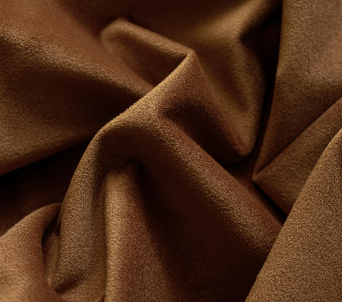 F-CHU Luxury Camel Tablecloth Thickset Velvet Tablecloth with Beautiful Gold Tassels Vintage Table Cloth for Home Decor Wedding, Party, Banquet and Events 60x70-Inch