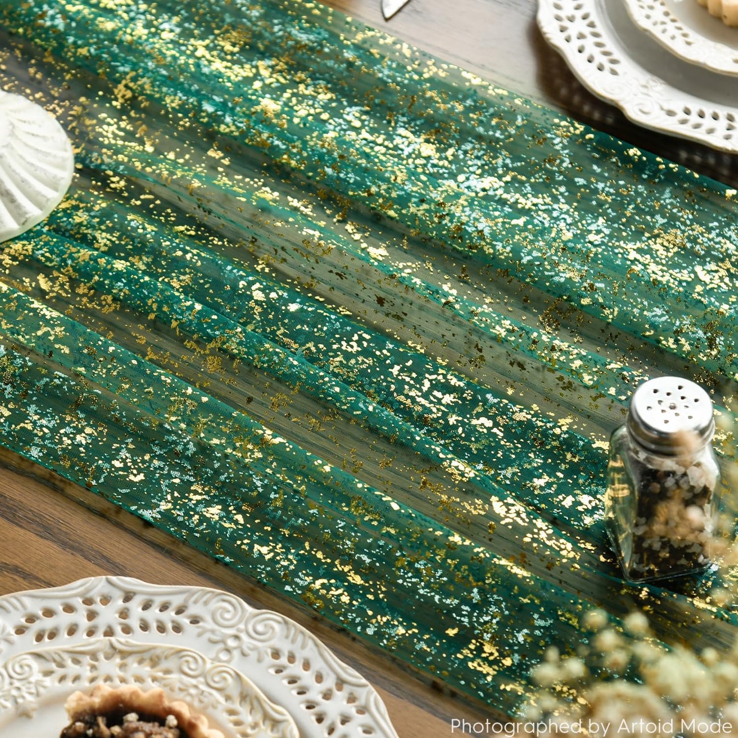 Artoid Mode 6PCS Green Gold Gauze Table Runner 120 Inch 10FT, Glitter Metallic Foil Sheer Dining Wedding Anniversary Holiday Table Decor for Home Party