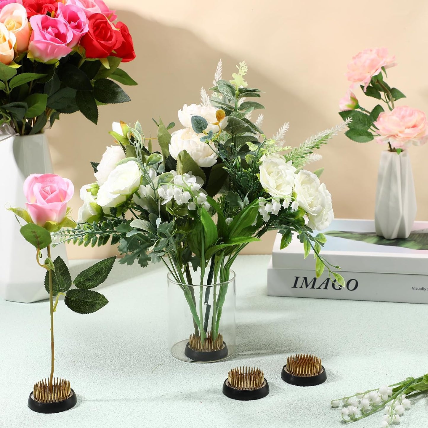 Sliner 16 Pieces Floral Frogs Round Flower Holder Japanese Ikebana Vase Kenzan Flower Flower Arranger Flower Fixed Tools Pin for Flower Arrangement Home DIY Craft(Gold,2.76 Inch)