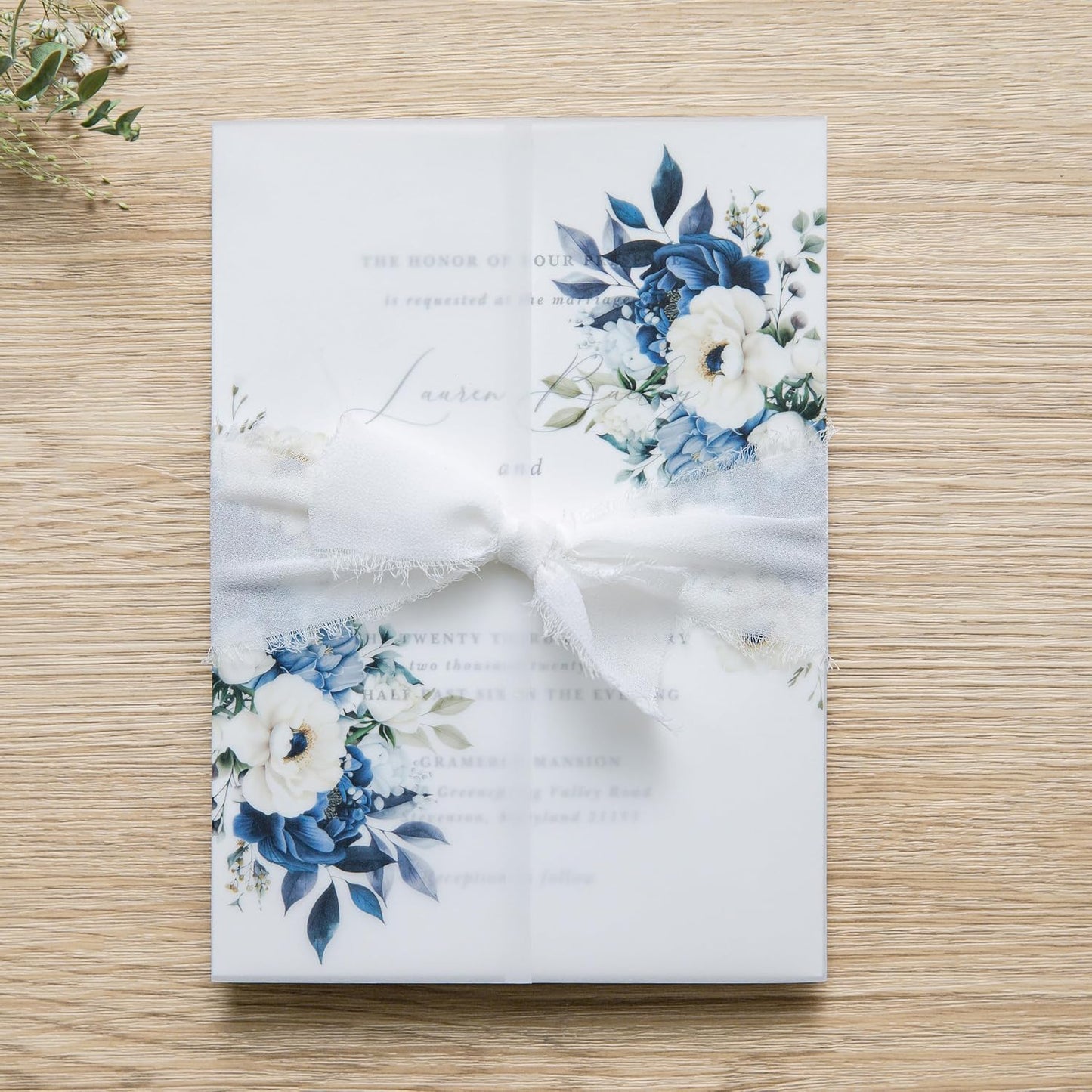 PONATIA 50PCS Vellum Jackets for 5x7 Invitation Cards- 135GSM Dusty Blue Flowers Vellum Sleeves, Wedding Invitations Wraps - Transparent Christmas Gift Cards Jackets