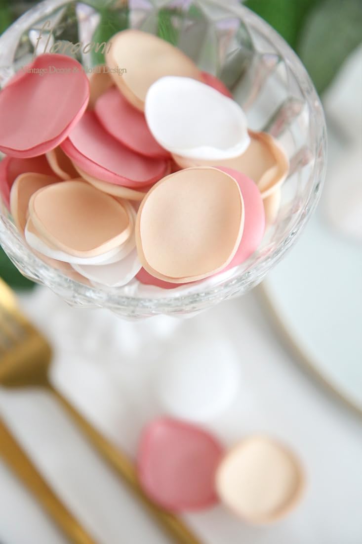 Floroom 500pcs Rose Petals Champagne Pink Faux Silk Flower Petals for Wedding Flower Girl Basket Aisle Runner Scatter Dinner Table Centerpieces Party Confetti Bridal Shower Romantic Night Decoration
