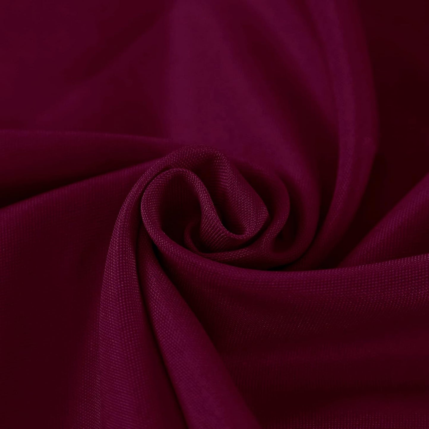 Fokitut 2 Pack Waterproof Round Tablecloth, 70 Inch, Stain Resistant and Wrinkle Polyester Table Cloth, Fabric Table Cover for Kitchen Dining, Wedding, Party, Holiday Dinner-Burgundy