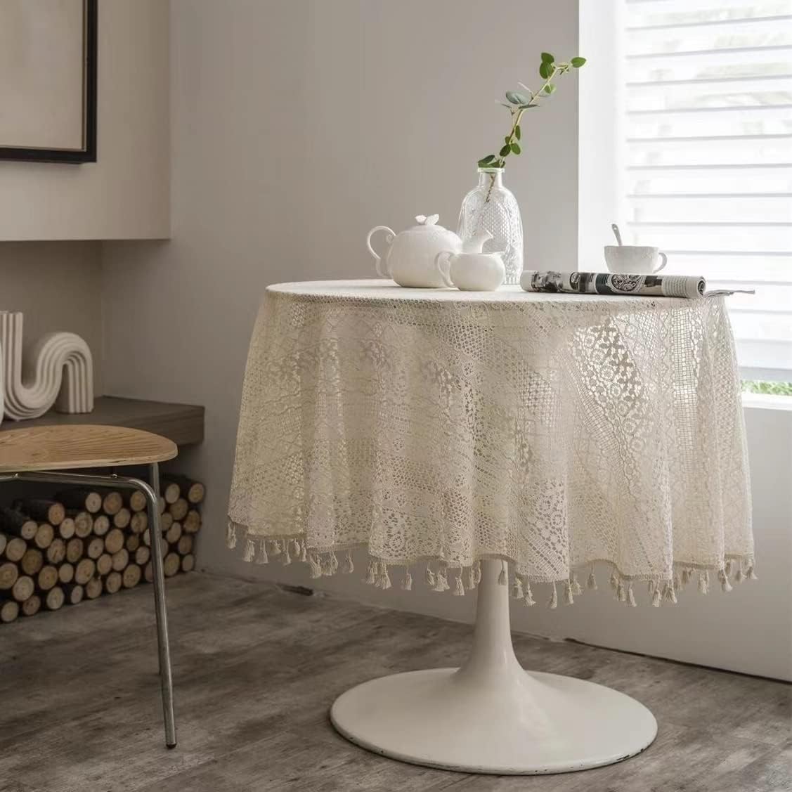 Beige Round Lace Tablecloths with Tassels, Washable Crochet Vintage Cotton Table Cover for Kitchen Dinner Wedding Party Banquet Décor, 59inch
