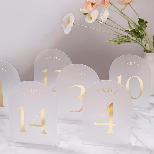 UNIQOOO Frosted Arch Wedding Table Numbers 1-20, Gold Foil Printed 5x7 Acrylic Display Signs and Holders, Pack of 20, Perfect for Centerpiece, Reception, Decoration, Party, Anniversary, Event