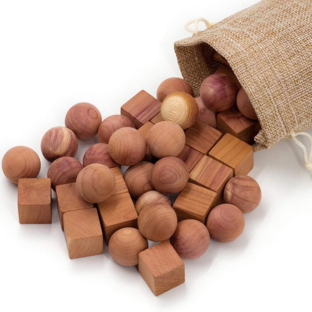 Lucky Monet 25/50/100PCS Burlap Gift Bags Wedding Hessian Jute Bags Linen Jewelry Pouches with Drawstring for Birthday, Party, Wedding Favors, Present, Art and DIY Craft (50Pcs, Coffee, 5” x 7”)