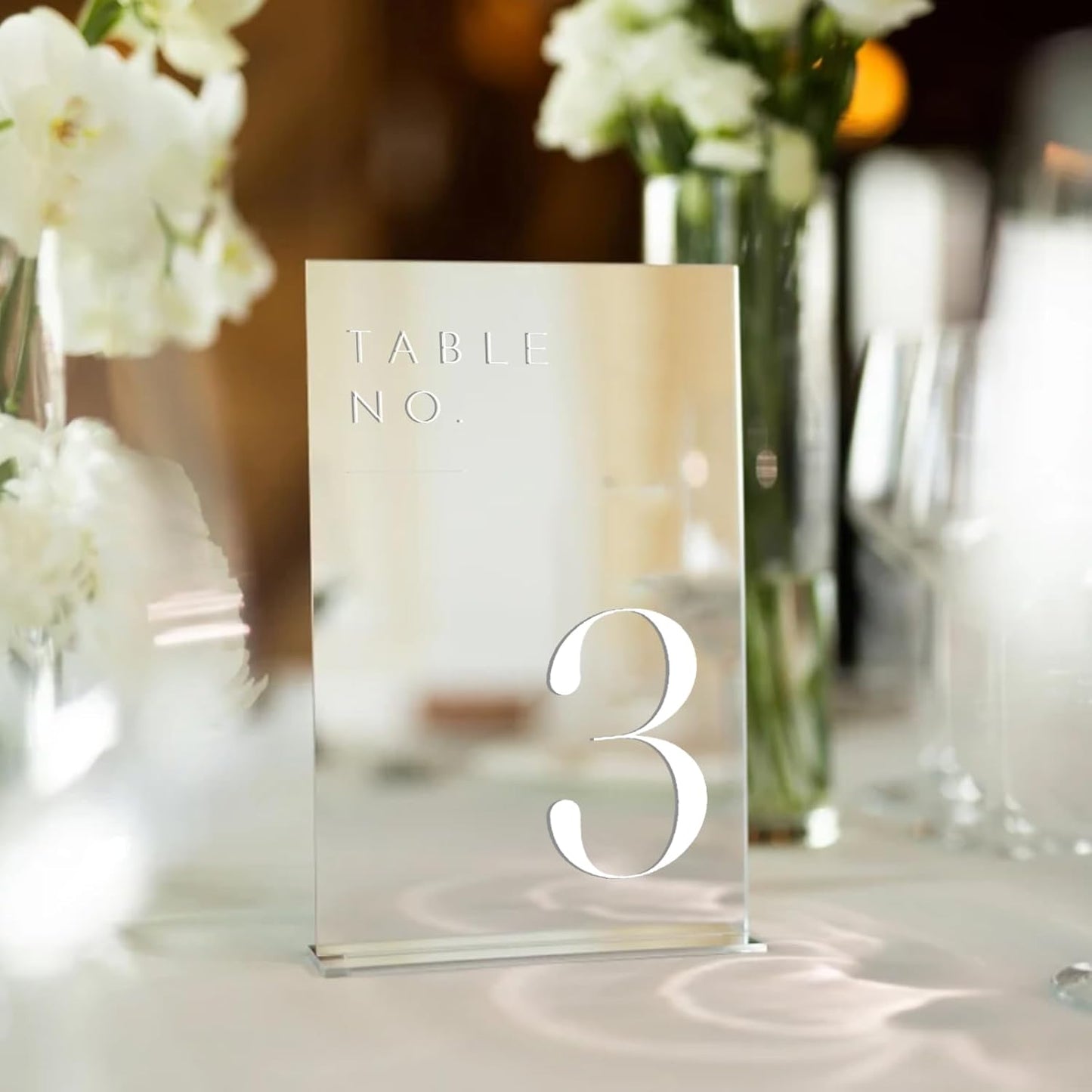 JINMURY Sliver Wedding Table Numbers 1-15 with Stands, 5"x7" Sliver Mirror Acrylic Table Numbers for Wedding Reception (Sliver Mirror White Font, Number 1-15, 5"x7")