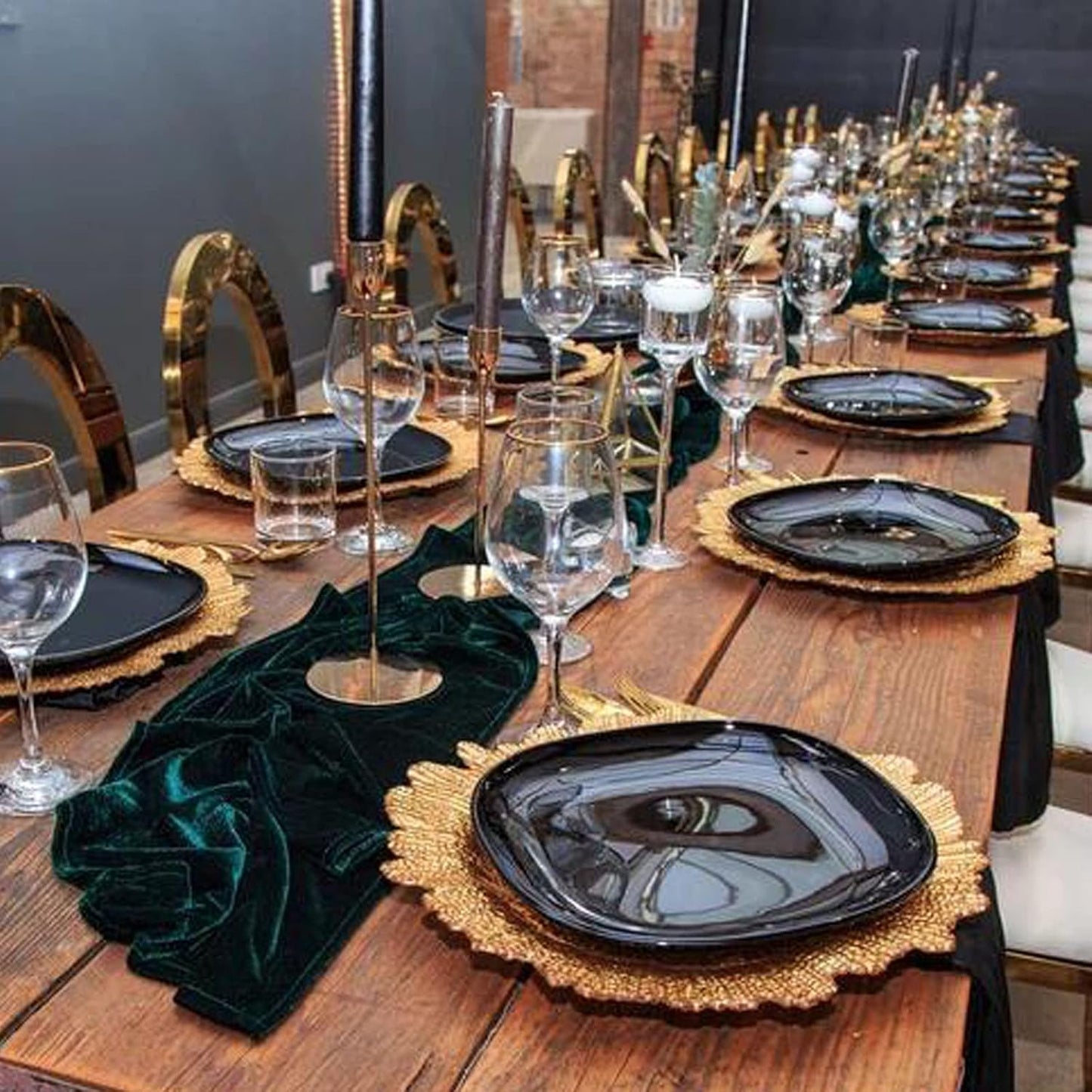 Luxurious Velvet Table Runner, 10ft Wedding Reception Decorations, 20x120inch Soft Velvet Fabric, Table Linen Overlay, Wedding Table Runners (Emerald Green, 20X120inch)