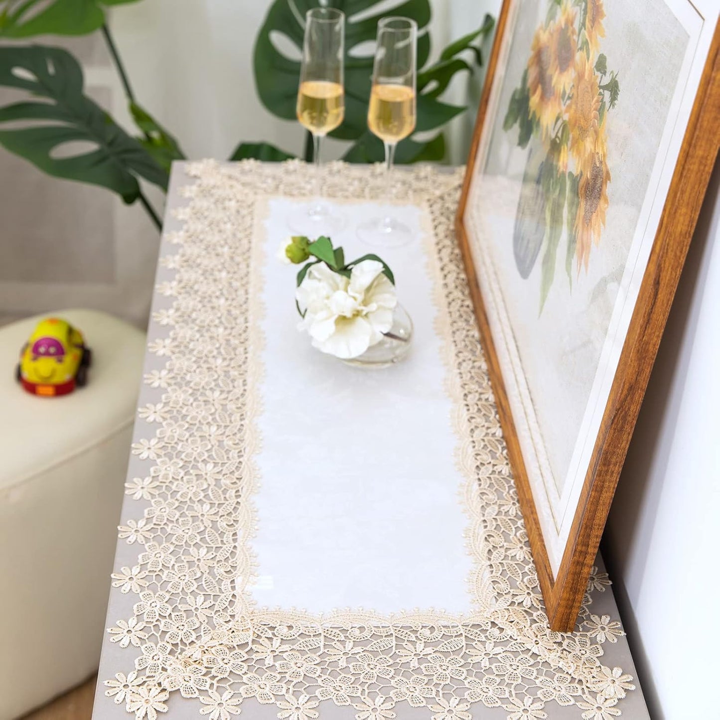 Beige lace Premium Rectangle Farmhouse Table Runner Waterproof OilProof SpillProof AntiShrink Soft Wrinkle Resistant Decorative Fabric Table Cover Kitchen Dinning Party Wedding Banquet