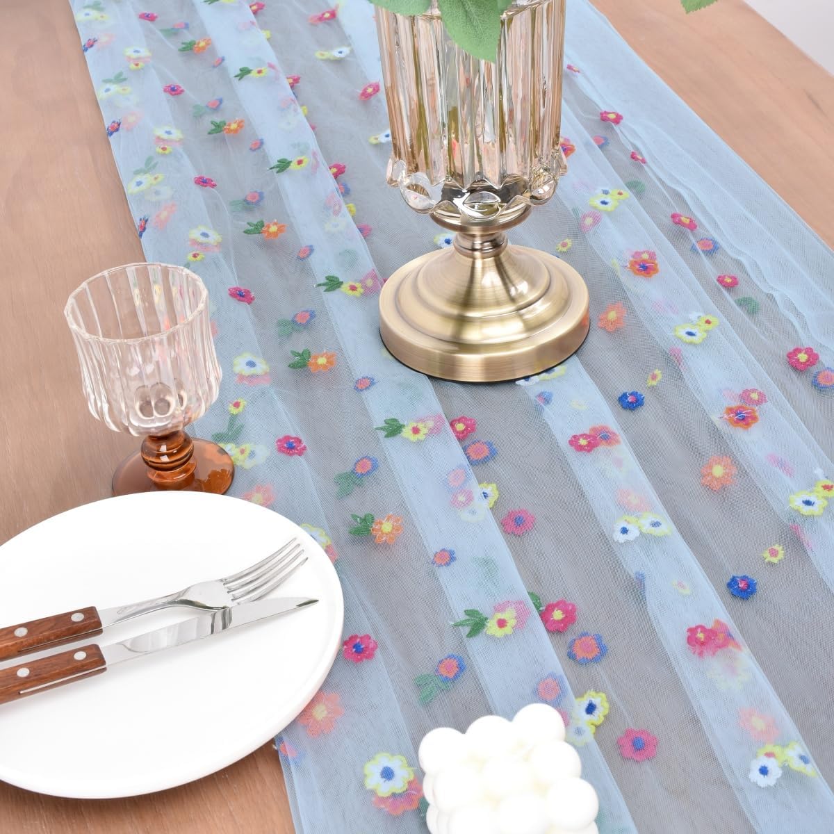 Joanlody 3pcs Blue Embroidery Daisy Fall Thanksgiving Table Runner Florals Seasonal Tulle Table Runner Holiday Kitchen Dining Table Decoration Wedding Party