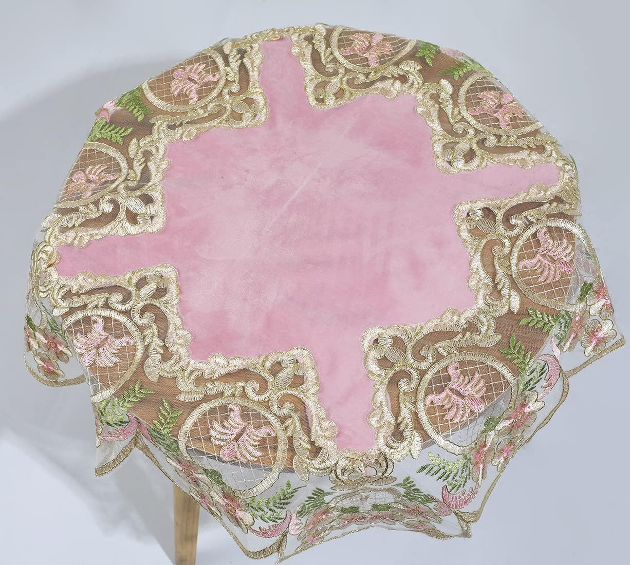 vctops Damask Lace Patchwork Tablecloth Luxury Square Small Table Cover Elegant Floral Embroidered Lace Table Cloth for Party Kitchen Dinning Picnic Decoration (Type P,22"x22")