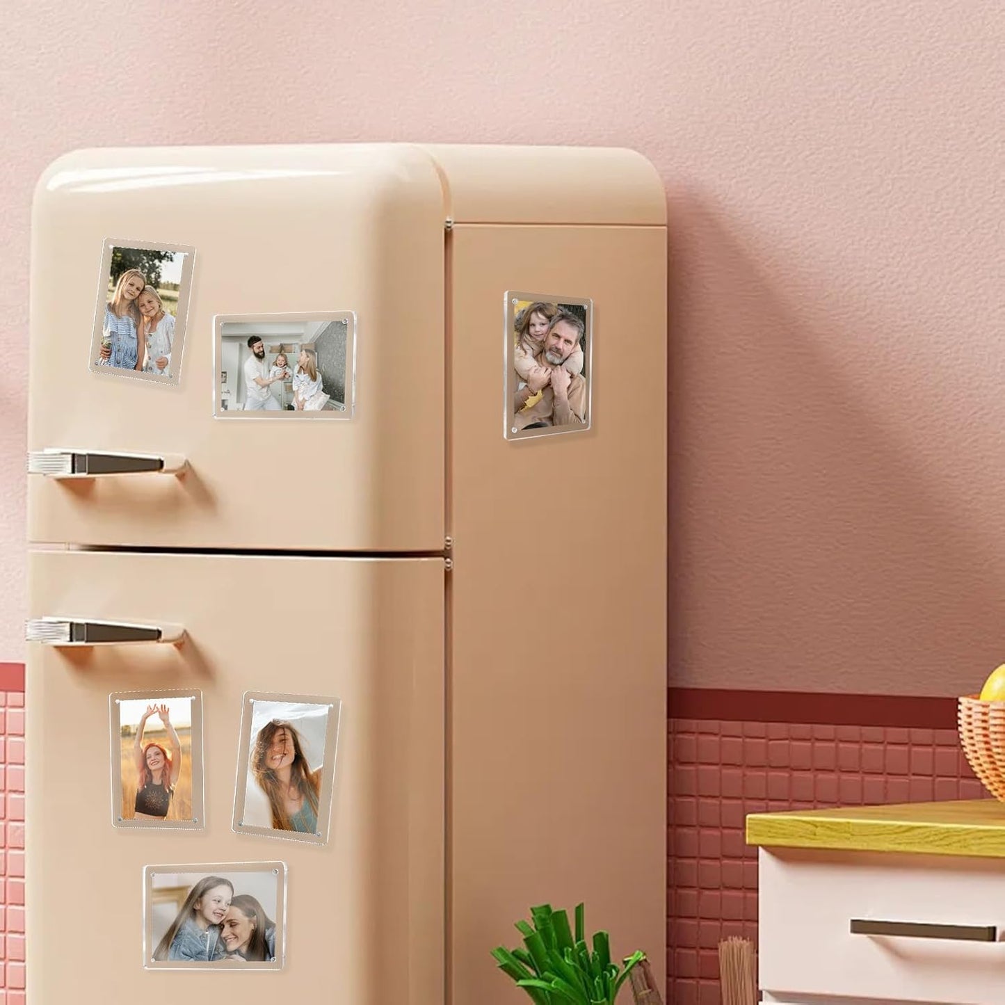 Acrylic Magnetic Picture Frames 4x6 Inch Set of 3, Tabletop and Refrigerator Display Vertical and Horizontal Clear Photo Frames with Detachable Stand for Gift Home Kitchen Decoration