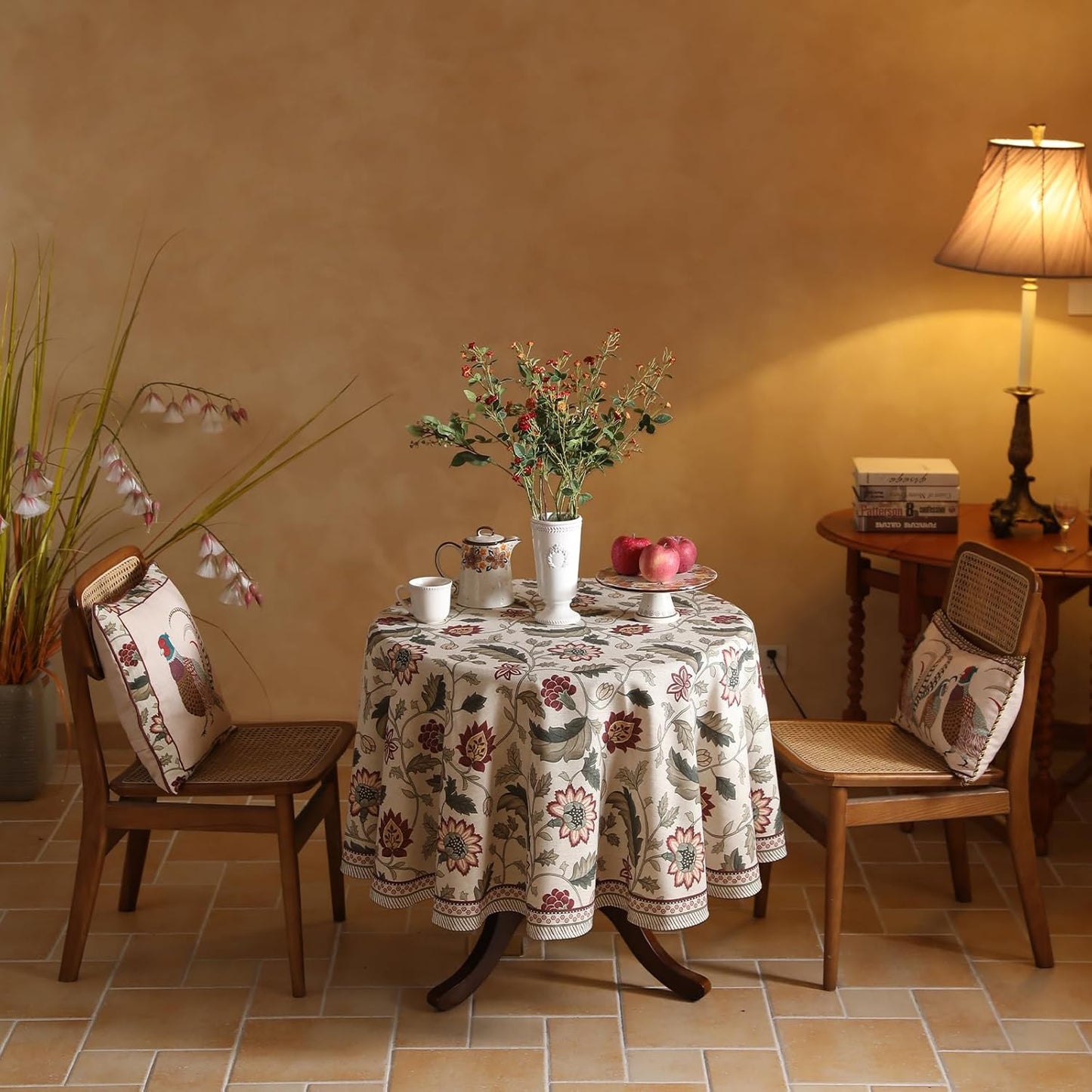 ISAENNE Designer Provence Floral Round Tablecloth,Linen Colorful Washable Indoor Table Cloth,Durable Home Decor Tablecloths for Dining Thanksgiving Kitchen Christmas,Diameter 67"-Ratina