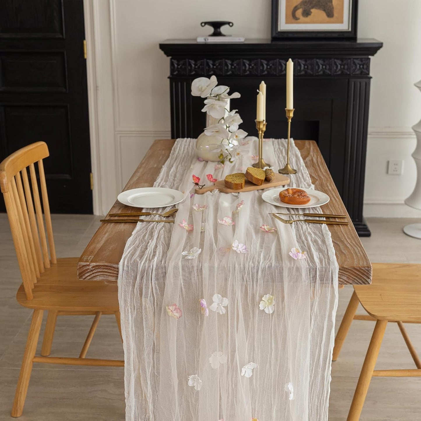 Romantic Artificial Floral Table Runner 10ft Gauze Tulle Lace Table Runner Set for Wedding Baby Shower Bridal Shower Holiday Kitchen Dining Table Decoration for Home Party Special Occasion