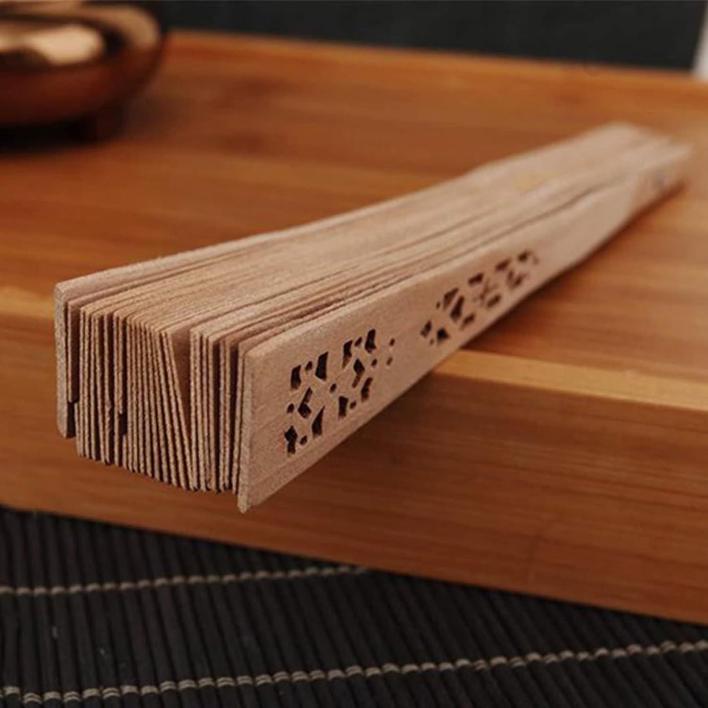 Sandalwood Fan 50 Pcs Hand Fans with 50 Organza Bags Abanicos De Mano Fans for Weddings Hand Fan Foldable Abanicos De Mano Ara Fiesta Wedding Fans for Guests