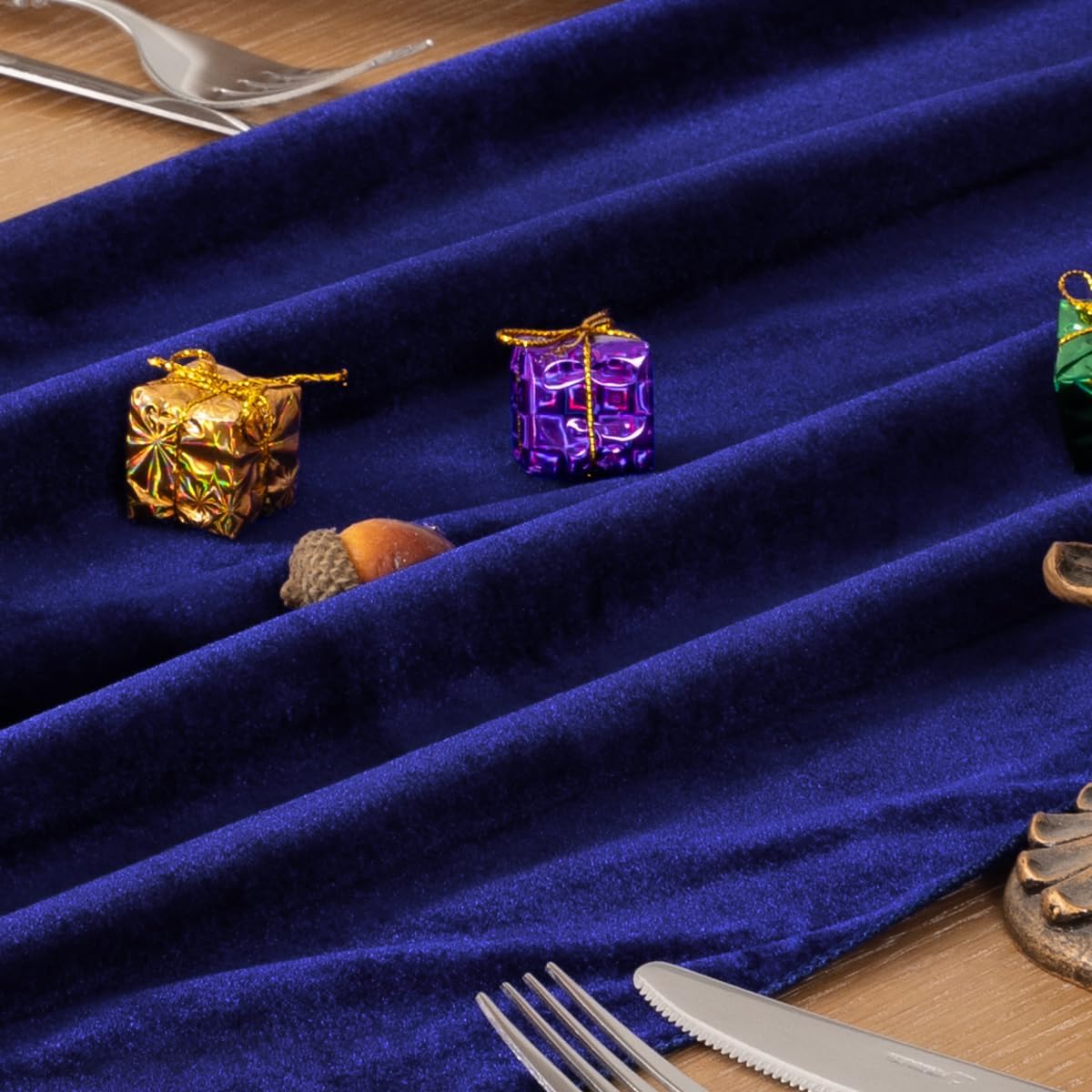 MLMC Royal Blue Velvet Table Runner 10ft Glossy Luxury Velvet Fall Table Runner 20x120 Inches Wedding Runner for Fall Bridal Shower Birthday Party Decor