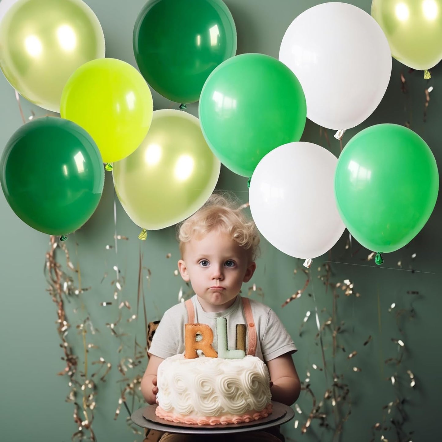 60PCS Green Party Balloons, Dark Green Emerald Green Lime Greens Chrome Metallic Greens and White Latex Balloon, for Greens Themed Birthday Jungle Safari Party Supplies St. Patrick's Day Decoration