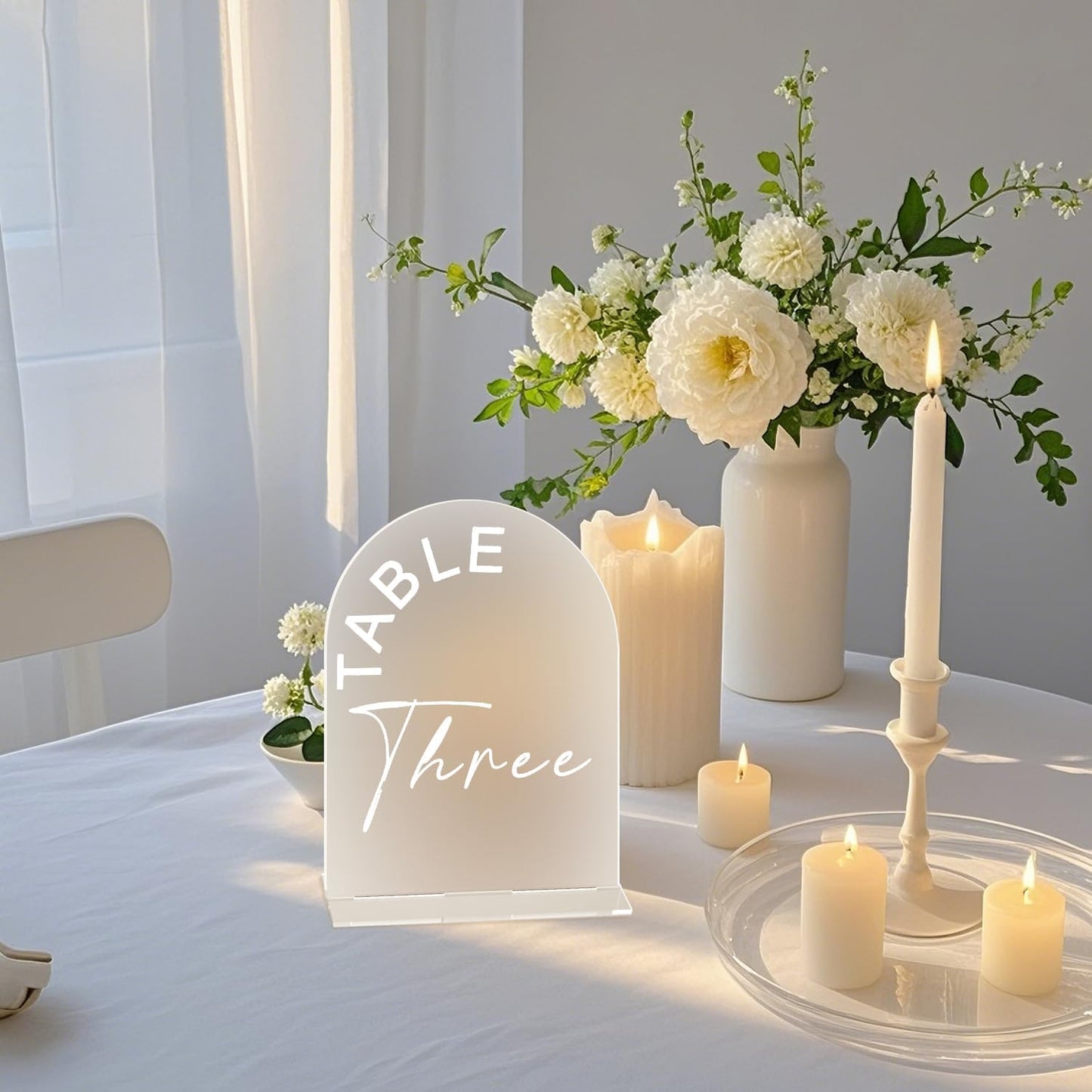 Frosted Arch Wedding Table Numbers 1-25 with Stands, 5x7 Inch Acrylic Arch Sign with Holder for Wedding Reception Table Centerpiece Decoration