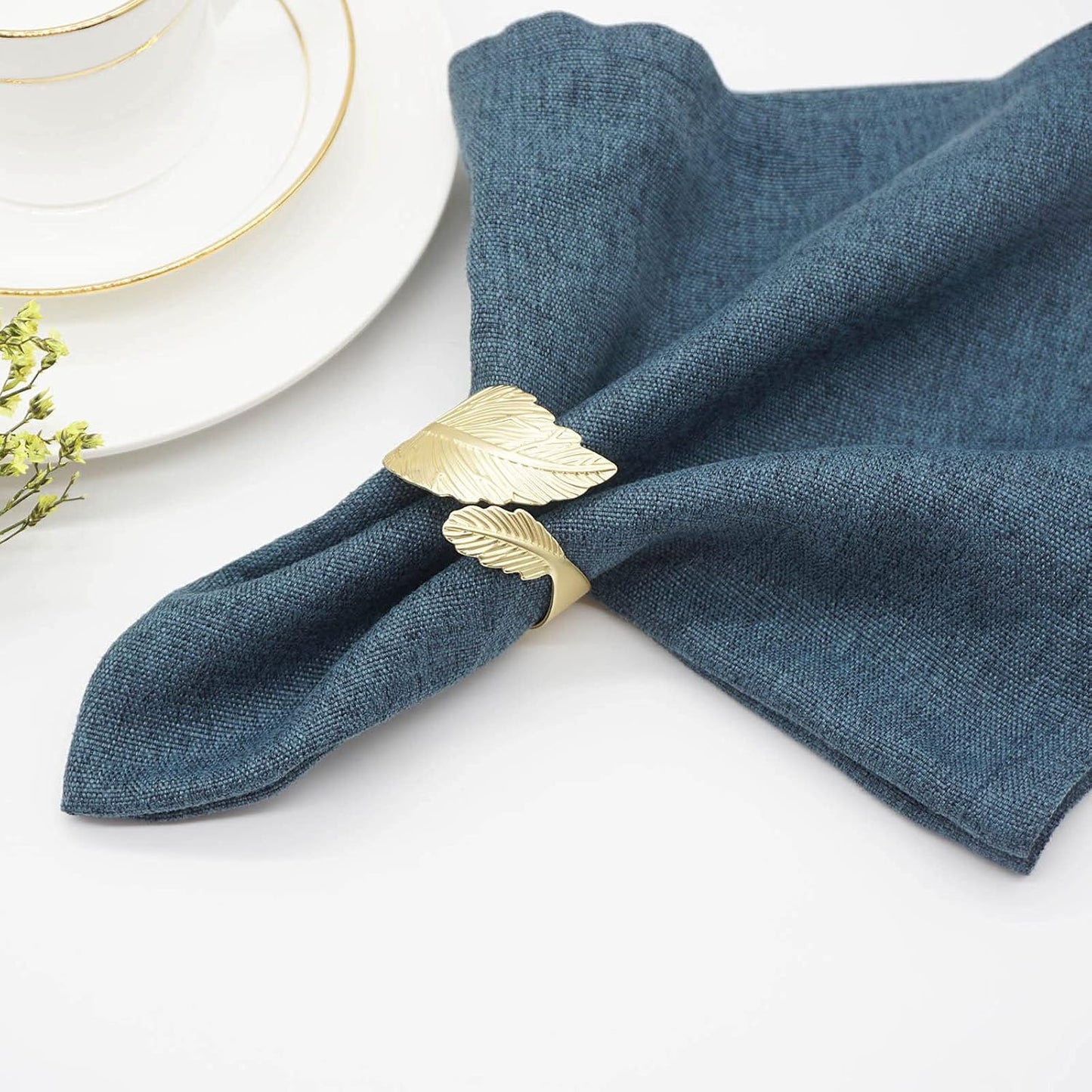 Gold Leaf Napkin Rings Set of 6, Leaves Napkin Rings for Table Setting, Metal Leaf Napkin Holder Rings for Holiday Party,Wedding, Banquet, Formal or Casual Dinning Table Decor (Gold)