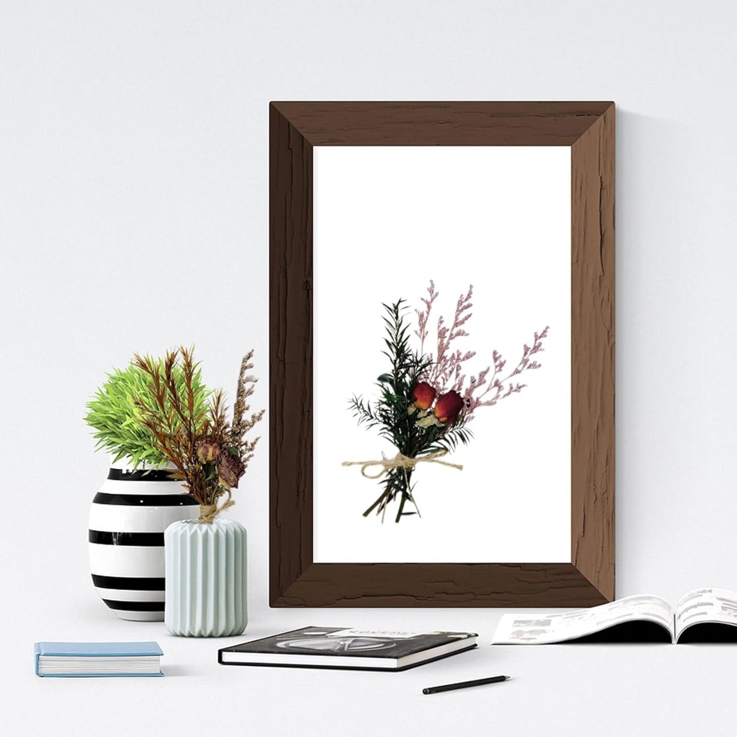 CROISSANT Mini Dried Flower Bouquet 24PCS, Mixed Natural Mini Dried Flowers Bundles,Dried Flower Mixed Bouquet Suitable for Handmade DIY Greeting Card Decoration,Multi-Purpose Craft Flowers