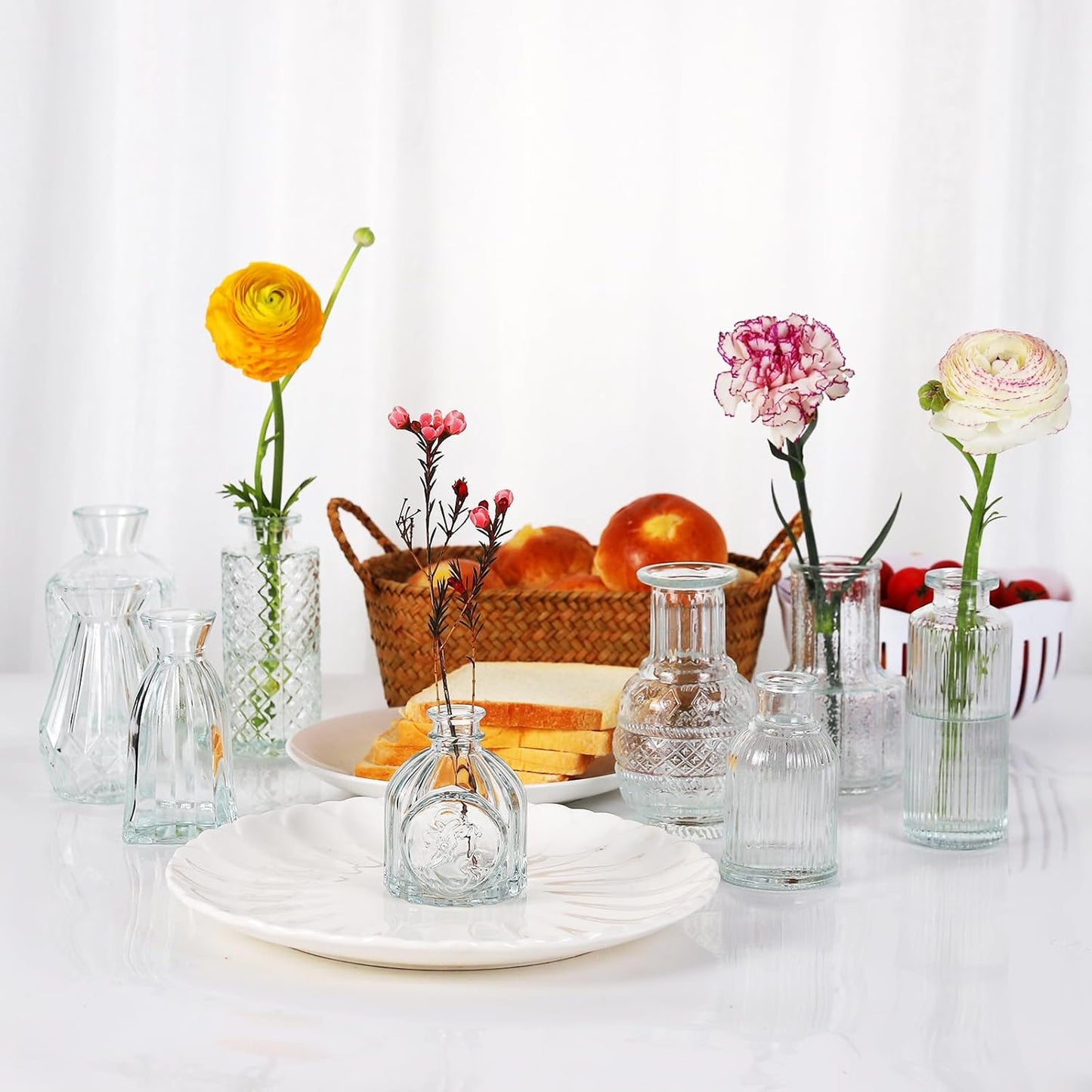 12 Pcs Small Glass Bud Vase Set of，Mini Vintage Vases in Bulk, Clear Bud Vases for Centerpieces， Rustic Wedding Decorations，Home Table Flower Décor.