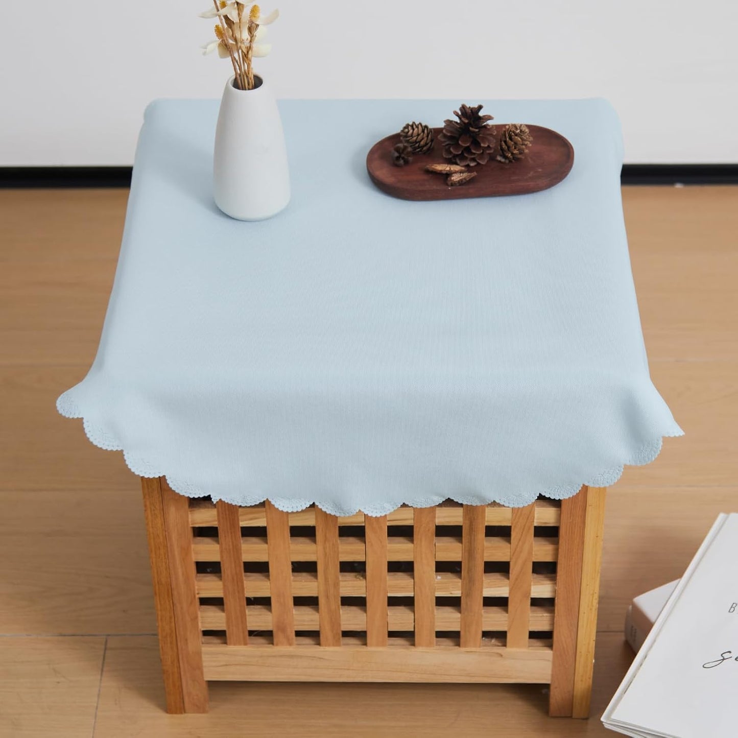 Small Round Light Blue Tablecloth 24 Inch Polyester Fabric Washable Table Cover Decorative Wrinkle Resistant Solid Color Table Cloth for Nightstand Party Wedding Camping