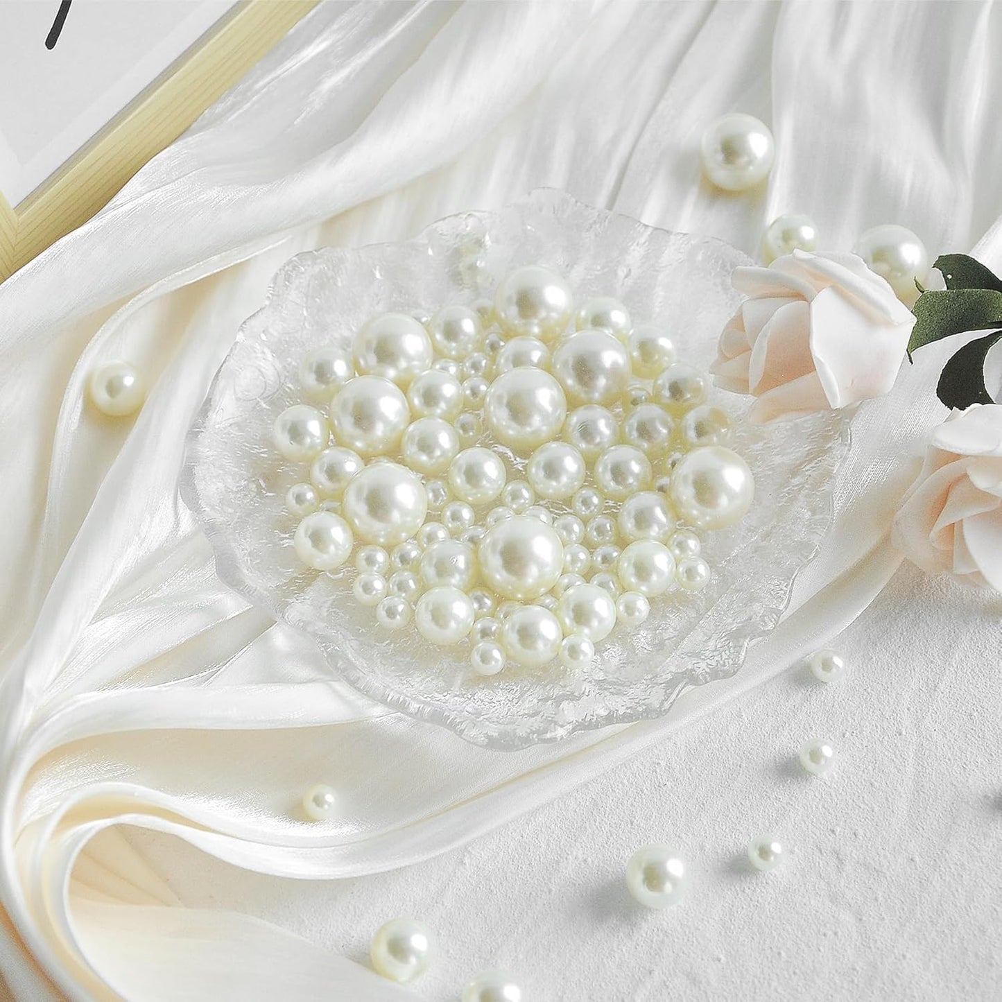 260Pcs Cream Glossy Beads - 6mm, 14mm, 18mm Round Plastic Pearl Beads for Centerpiece Decor, Wedding, Birthday, Christmas Party, Home Decor
