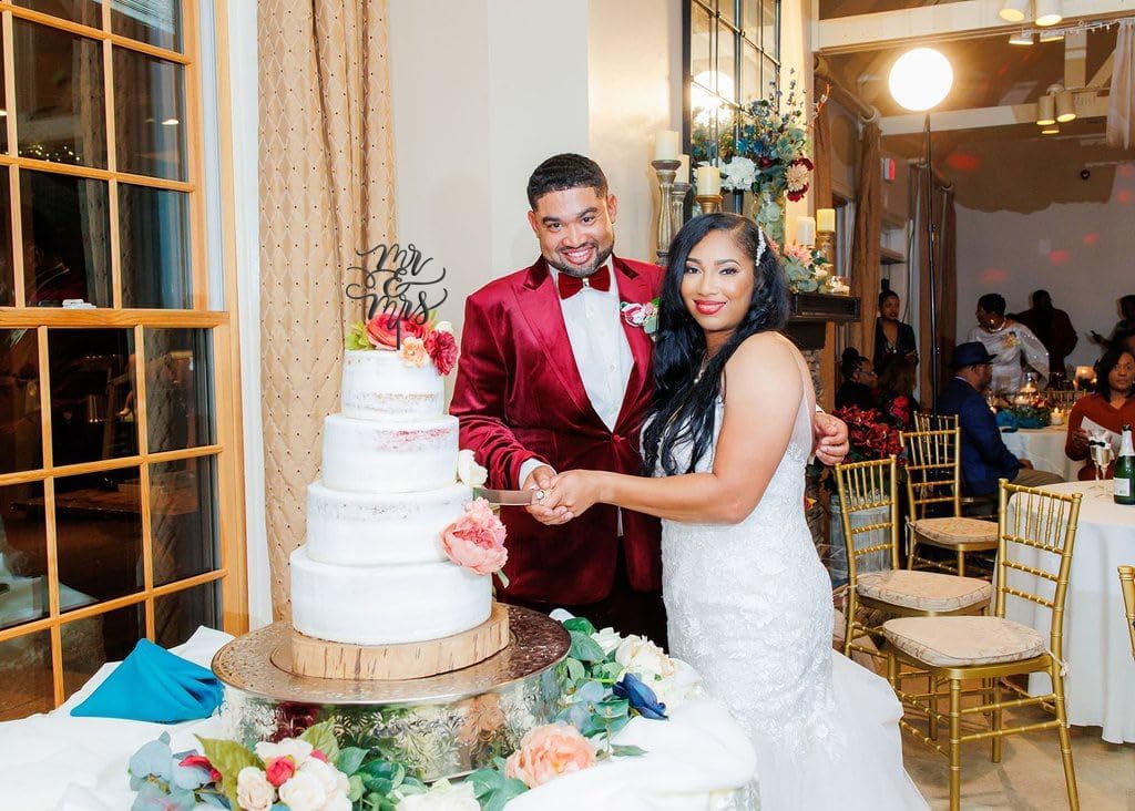 Mr and Mrs Cake Topper - Glitter Black Acrylic Wedding Cake Decorations, Bride and Groom Cake Pick (Black)