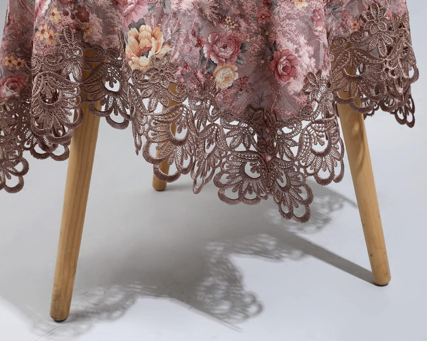 vctops Damask Lace Patchwork Tablecloth Luxury Square Small Table Cover Elegant Floral Embroidered Lace Table Cloth for Party Kitchen Dinning Picnic Decoration (Type F,22"x22")