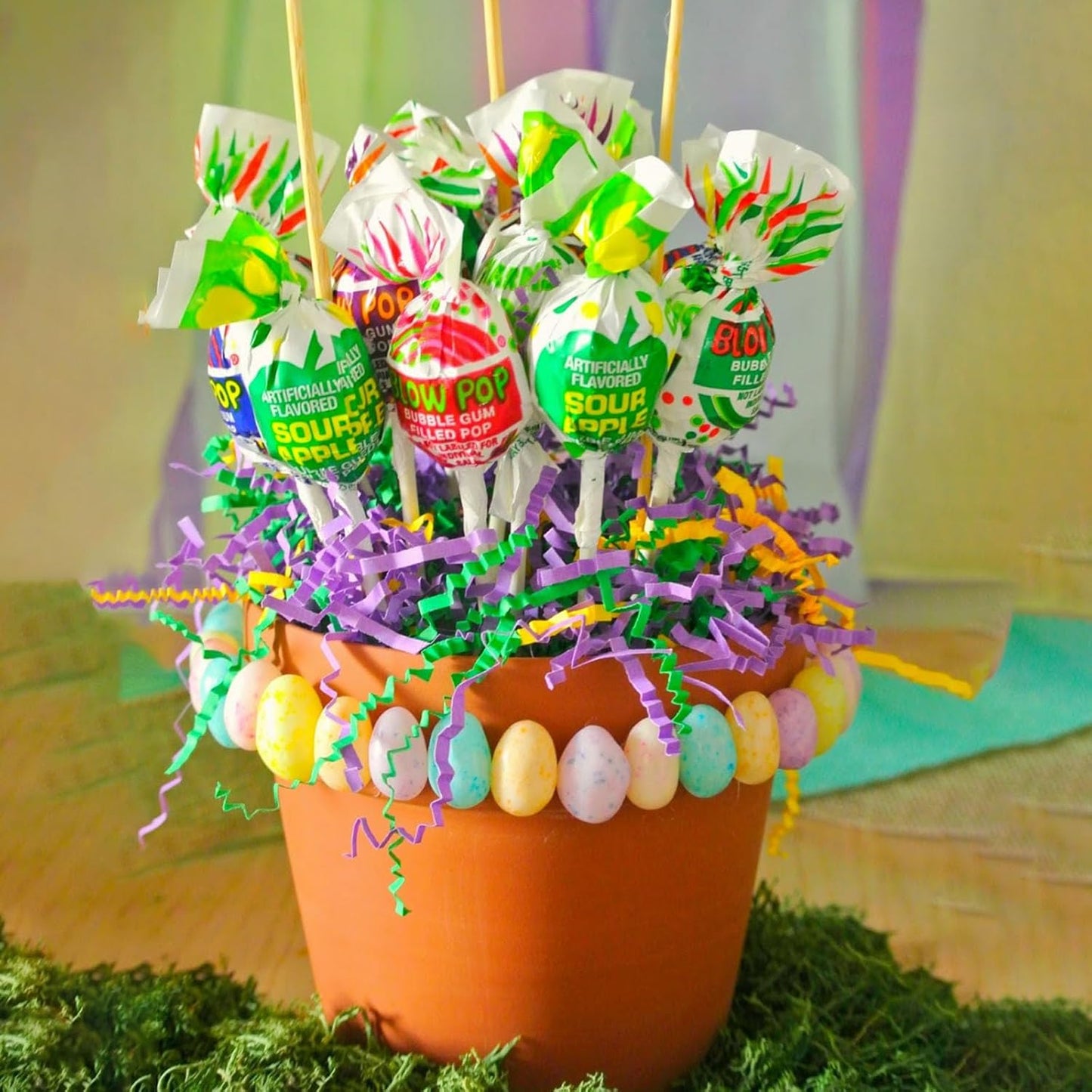 Zankubom 1 LB Lemon Yellow Crinkle Cut Paper Shred Filler Great for Gift Wrapping, Lemon Yellow Basket Fillers, Birthday, Gift Wrapping, Halloween Thanksgiving Christmas Party Decor Filling Supplies