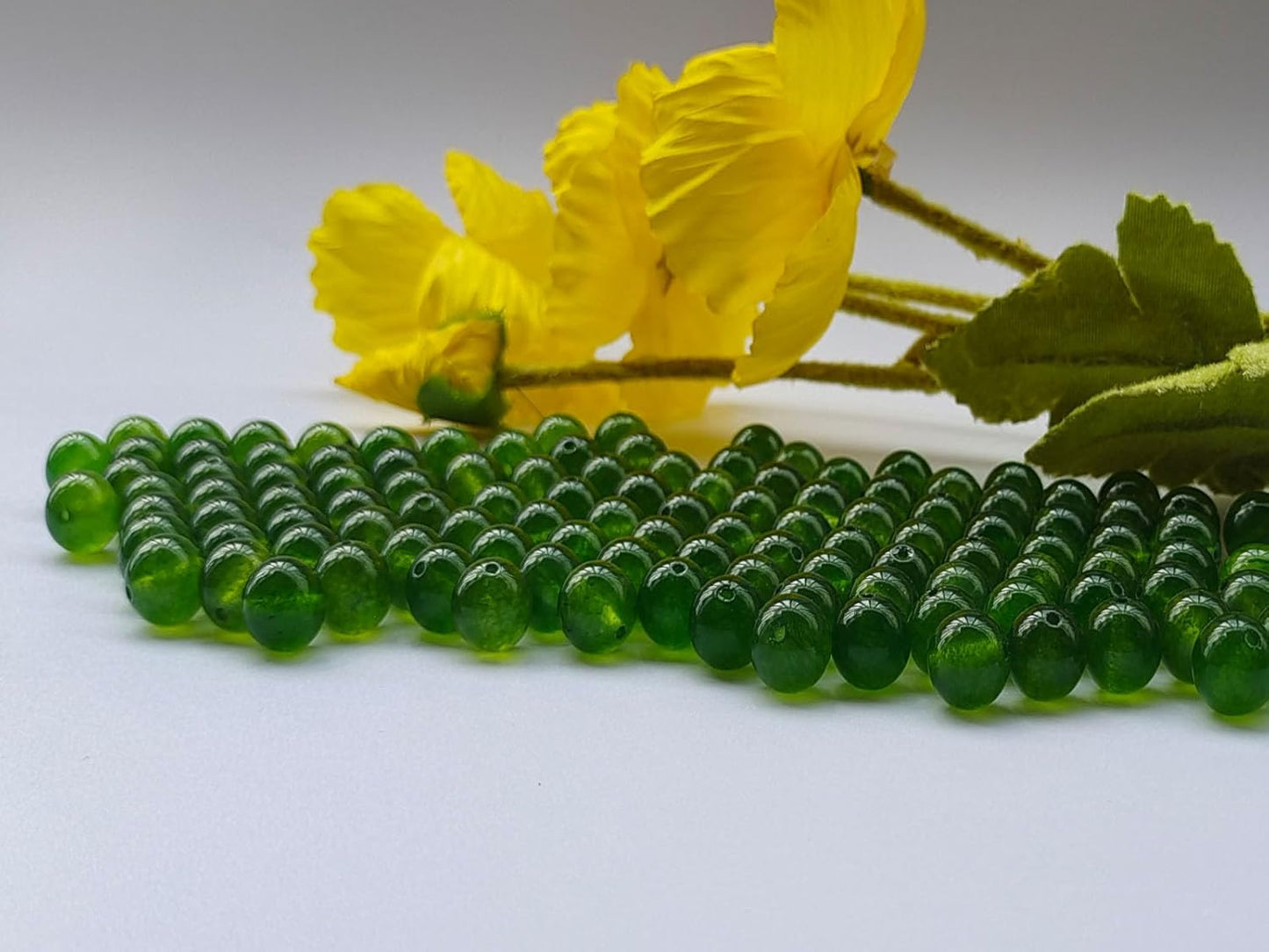 Stone Beads 10mm 60pcs Green Chalcedony Beads Round Loose Gemstones Beads for Bracelet Necklace Jewelry Making (10mm, 61034 Green Chalcedony)