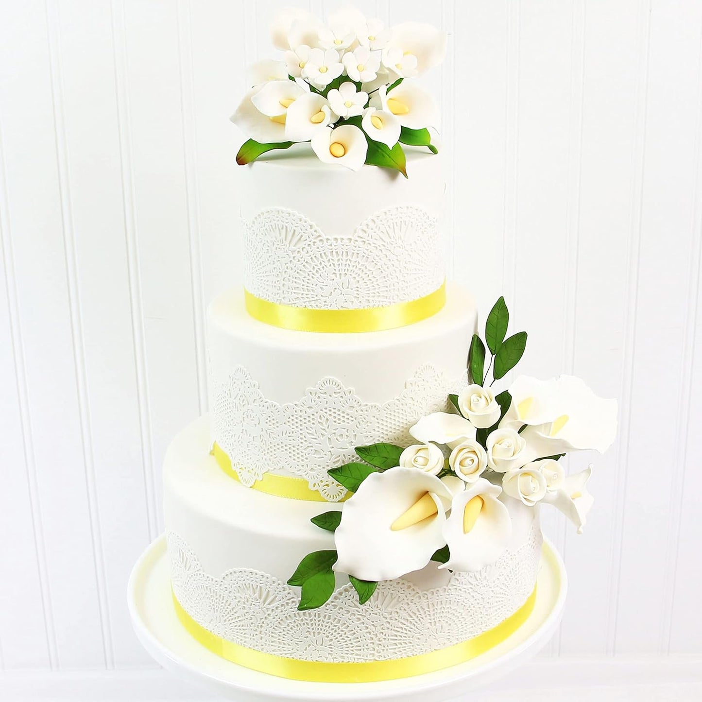 Global Sugar Art Calla Lily Sugar Cake Flowers White with Yellow, Wired,3 sizes, 6 Count by Chef Alan Tetreault