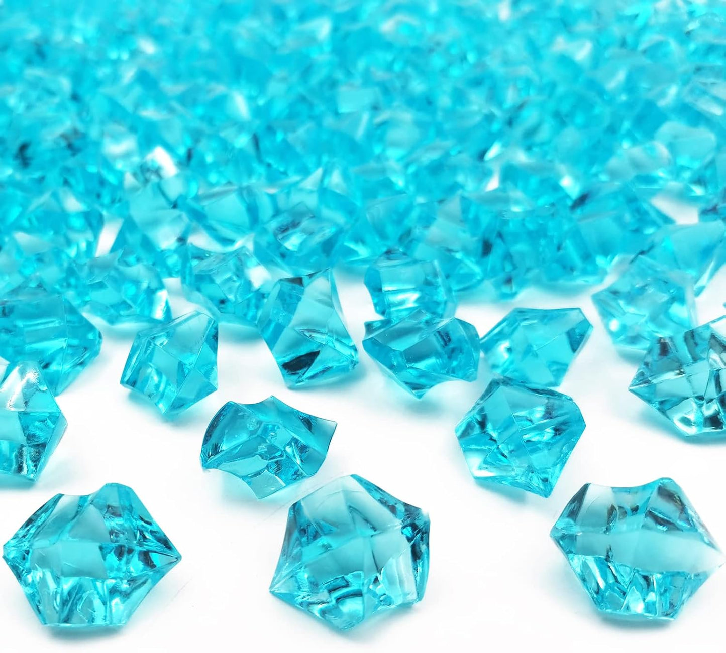 Vase Fillers for Home Decor, Fake Crushed Ice Cubes, Vase Fillers, 150 pcs Reusable Fake ice Cubes for Photography Accessories Props Decoration(0.86 * 0.62inch,Blue)