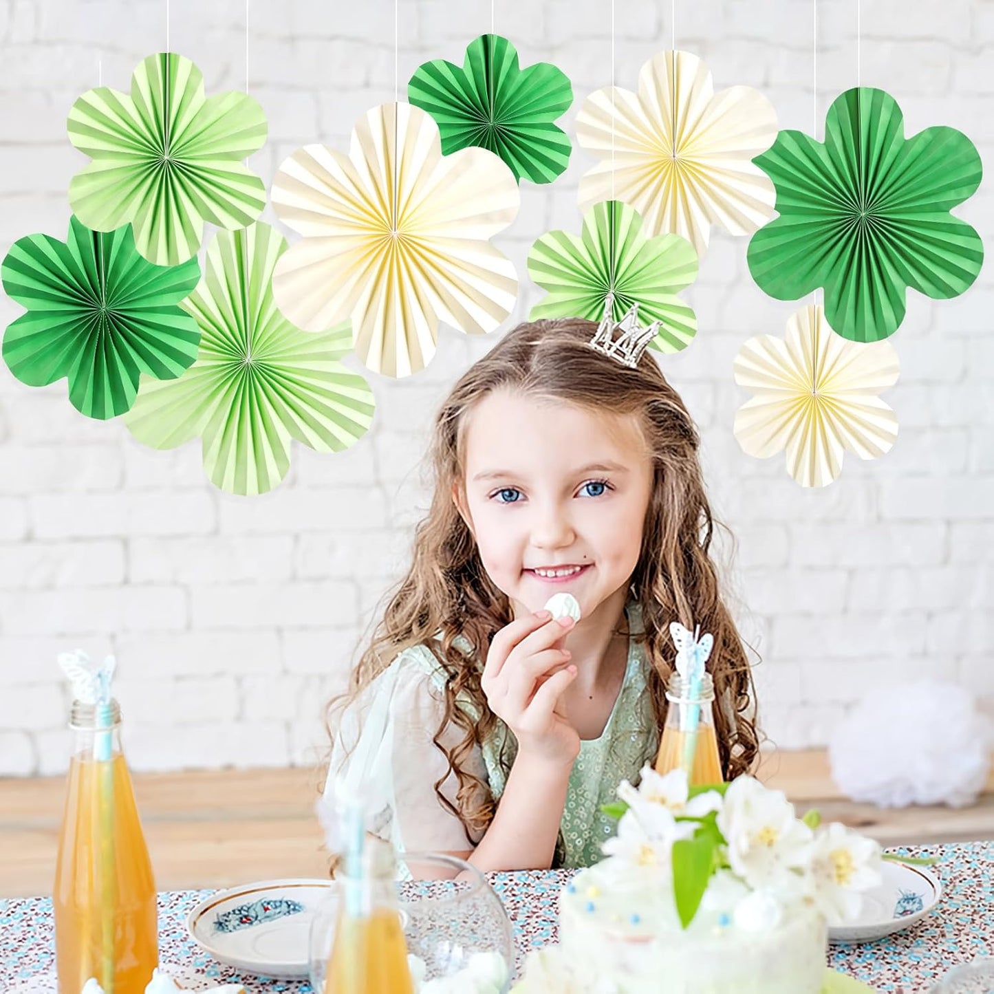 SUNBEAUTY Paper Flowers Decorations for Wall Paper Fans Classroom Decoration Paper Floral Backdrop Decor Paper Fans Decoration Hanging Paper Fans Green Flower Wall Decor,Set of 9