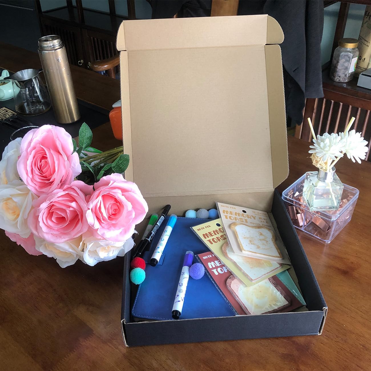 24 Pack 10 x 10x 2 Inches Shipping Boxes，Black 3 Layers Corrugated Cardboard Box, Mailer Boxes for Packaging Small Business Mailing Gifts Digest Giving Products Wrap Boxes (10''x10''x2'')