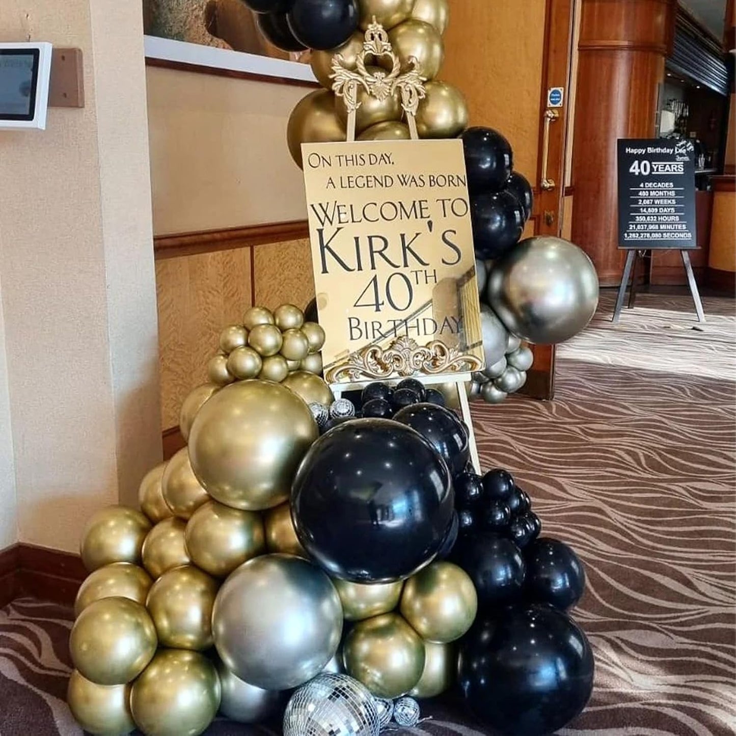 Latex Balloons with Gold Confetti Helium Party Balloons for Birthday Anniversary Wedding Retirement New Year Decoration, Black White Gold (BS-001)