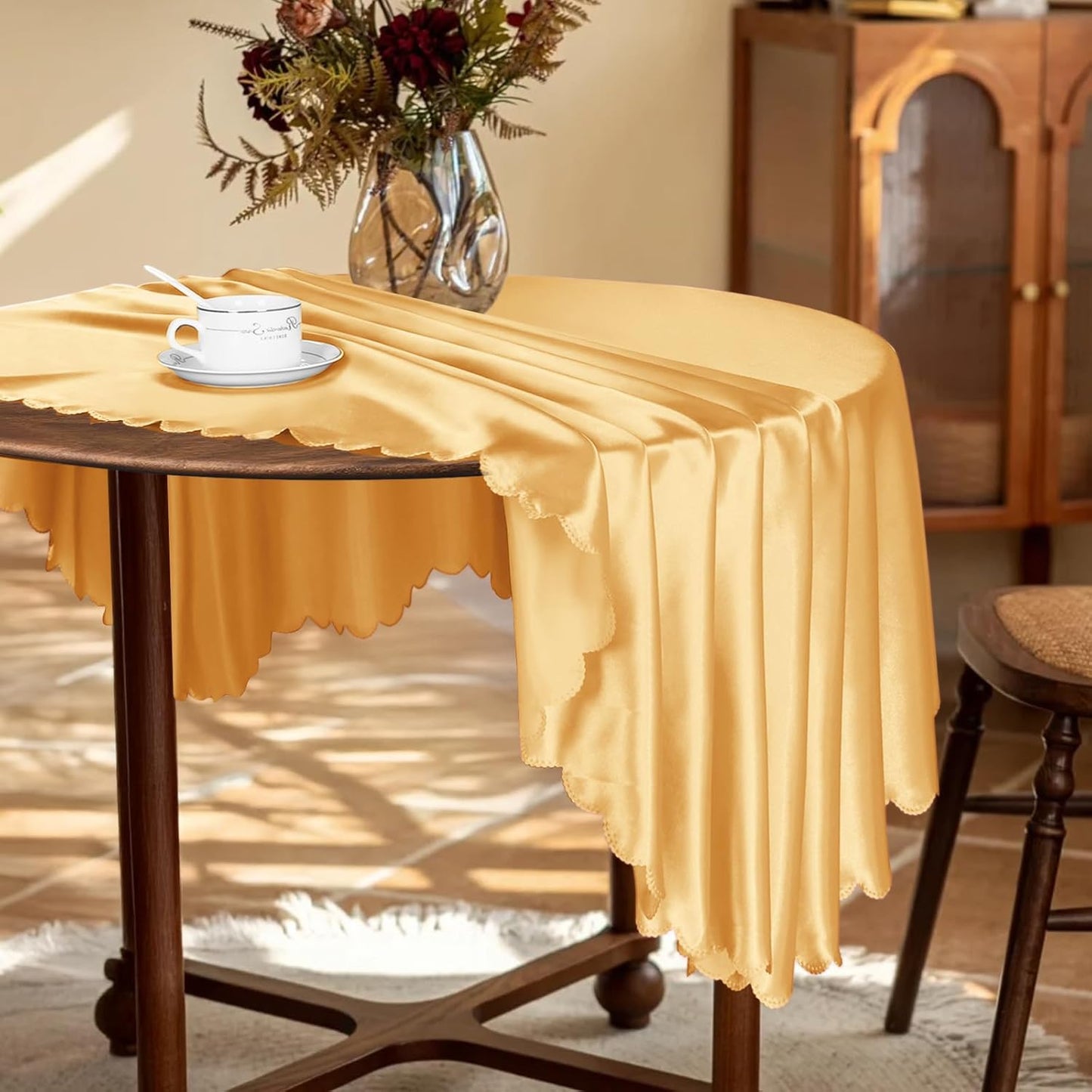 KKJIAF 1 Pack 60 Inch / 5ft Round Table Cloth, Gold Overlay Round Satin Table Cover, Silky Satin Dining Tablecloths for Wedding Buffet Parties Banquet Decoration