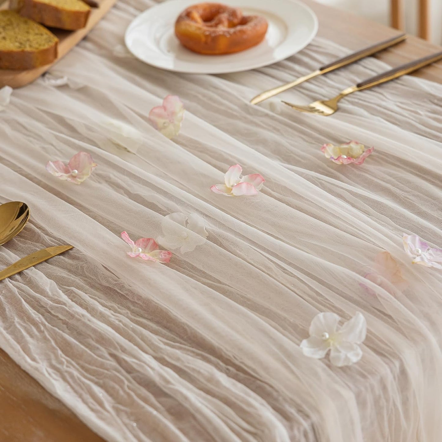 Romantic Artificial Floral Table Runner 10ft Gauze Tulle Lace Table Runner Set for Wedding Baby Shower Bridal Shower Holiday Kitchen Dining Table Decoration for Home Party Special Occasion