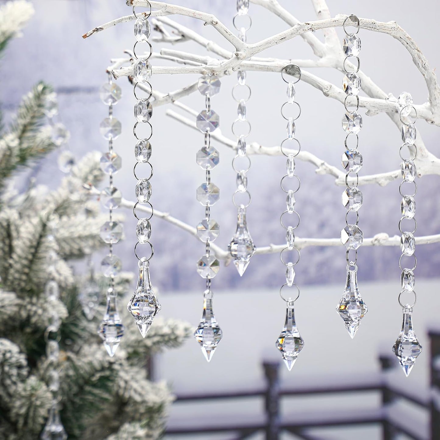 Nuenen 100 Pcs Acrylic Hanging Crystals for Centerpieces Chandelier Clear Crystal Garland Strands Ornament Acrylic Clear Beads Prisms Pendant for Christmas Tree Window Home Decoration(Lantern)