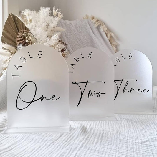 JINMURY Frosted Arch Wedding Table Numbers 1-20 with Stands, 5x7 Inch Frosted Arch Acrylic Sign with Black Letters, Arched Acrylic Table Numbers for Wedding Reception