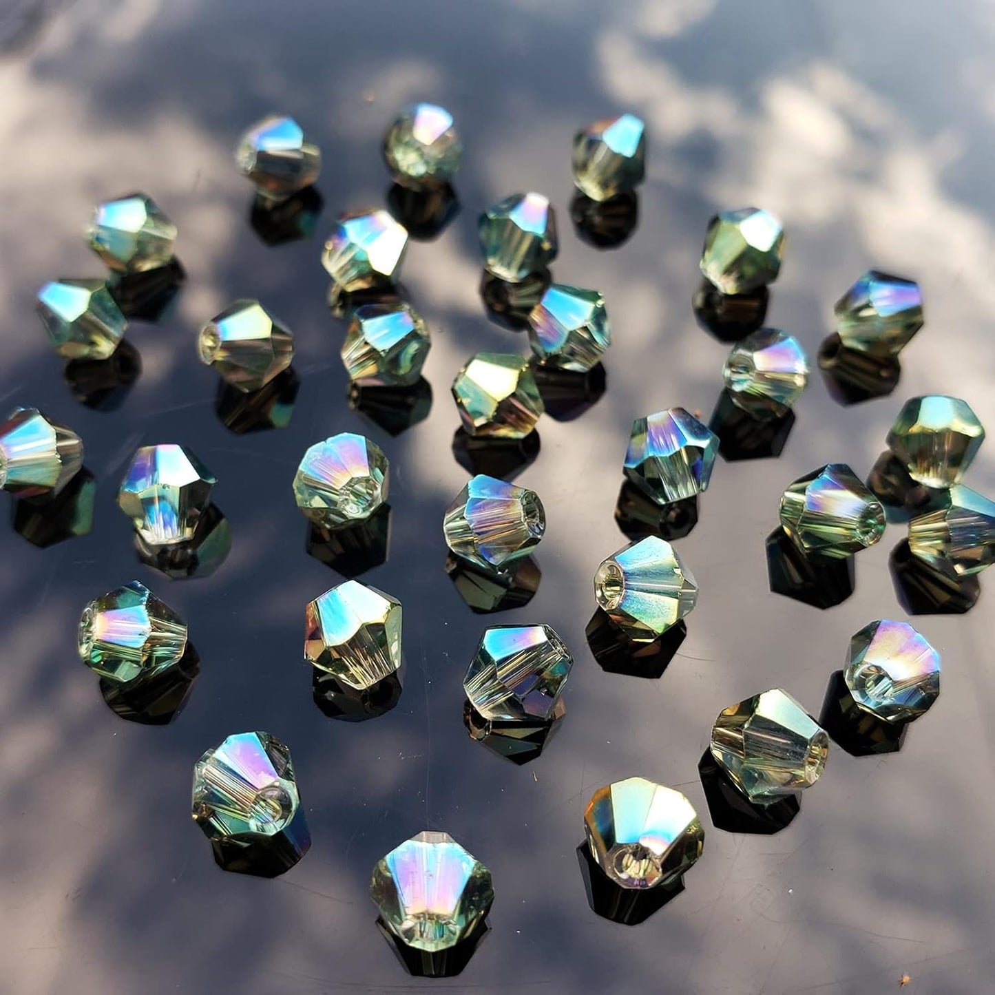 6mm Bicone 450Pcs Clear Green Crystal Glass Beads Faceted Bicone Shape Crystal Glass Spacer Beads for Bracelet Necklace Decorative Hand Jewelry Making (Clear Green, 6MM)