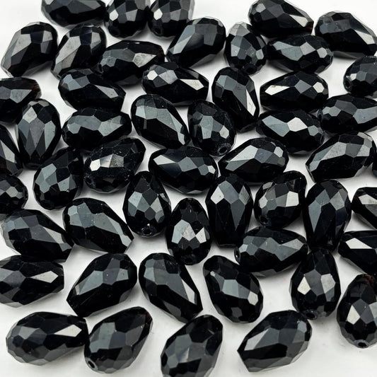 150pcs 4x6mm Teardrop Crystal Glass Beads for Jewelry Making, Faceted Vertical Hole Teardrop Glass Spacer Beads for Wind Chimes Bracelet Earring Necklace DIY Craft(Black)