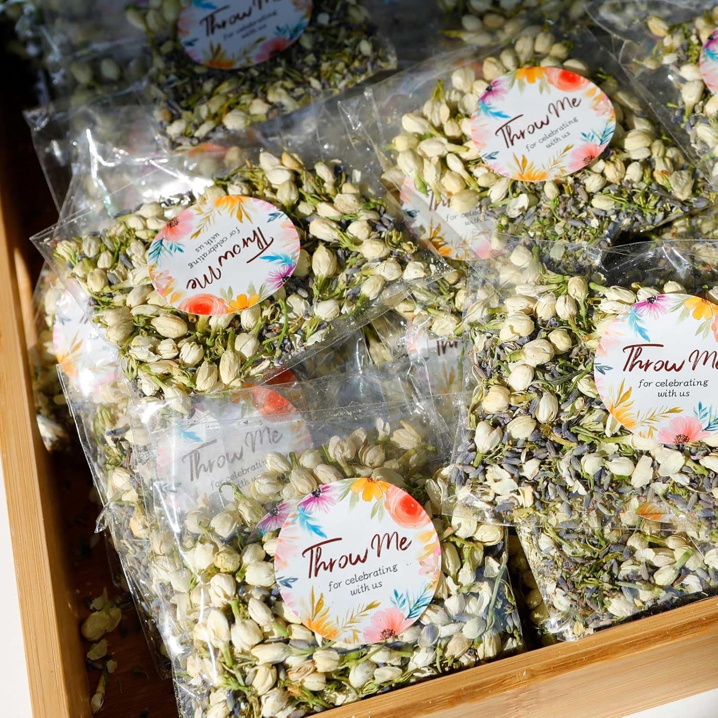 Oning 50 Pack Biodegradable Real Flower Petals Confetti, Wedding Flower Confetti with Jasmine & Lavender Petals for Flower Girls to Throw Making Handmade Candle Sachets, Bridal Shower Decor