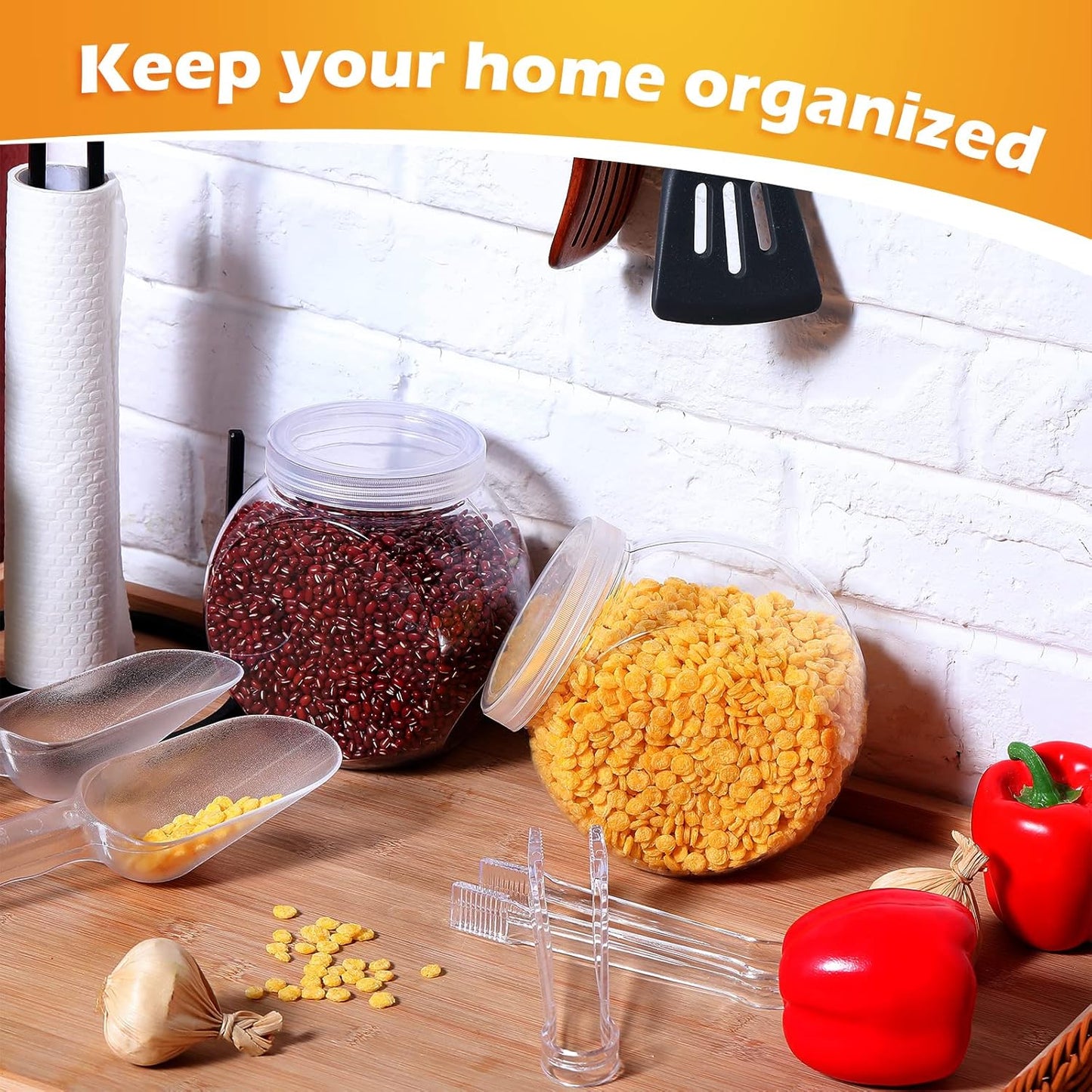 Sunnyray 2 Sets 51 oz Plastic Candy Jars for Candy Buffet with Lids Clear Bar Jars with Scoops and Tongs Kitchen Office Party Cookie Storage Containers for Dry Food Snacks Candies Cookies Coffee Pods