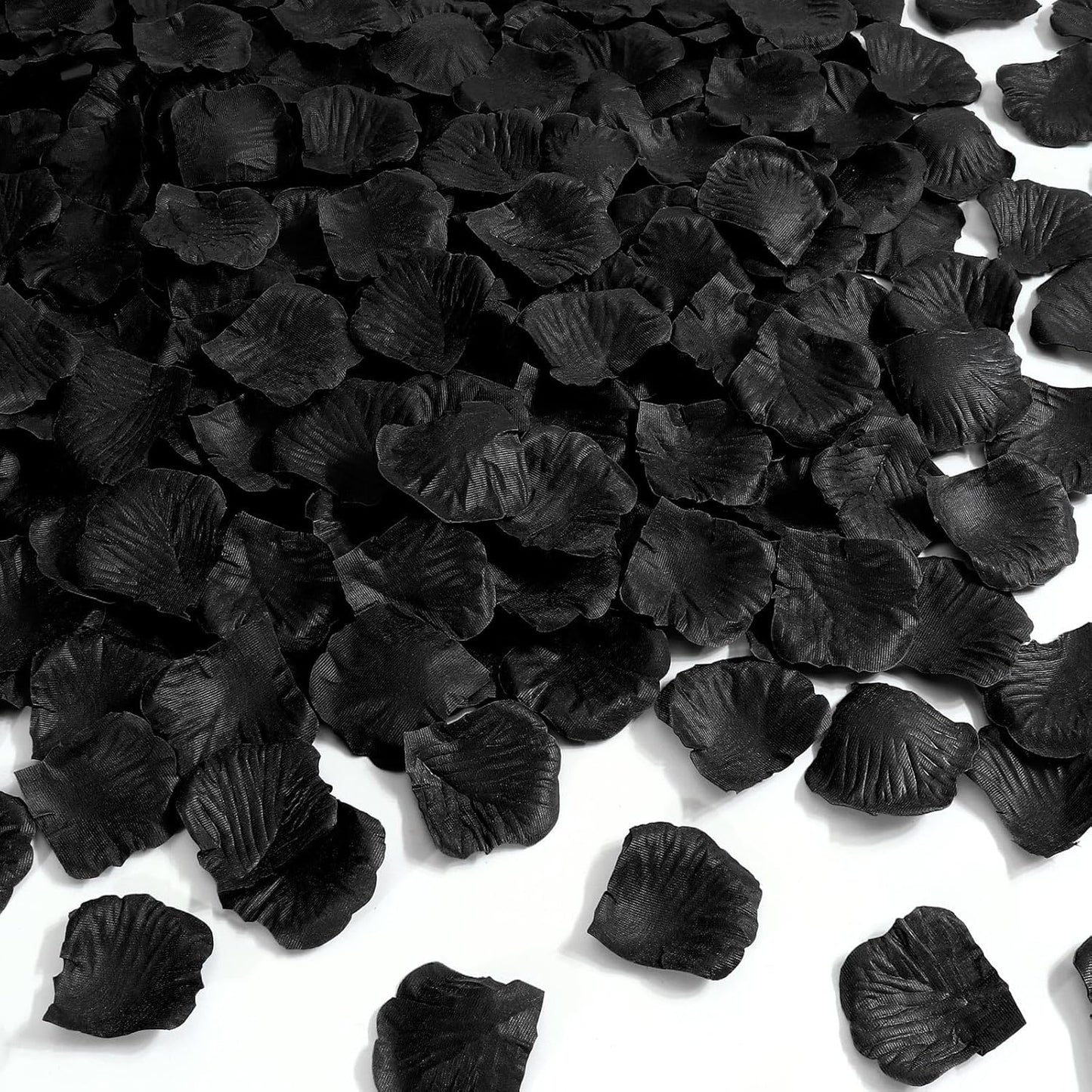 1000 Pcs Black Rose Petals Artificial Silk Flower Petals Romantic Decorations for Wedding Engagement Birthday Event Anniversary Party Backdrop Supplies