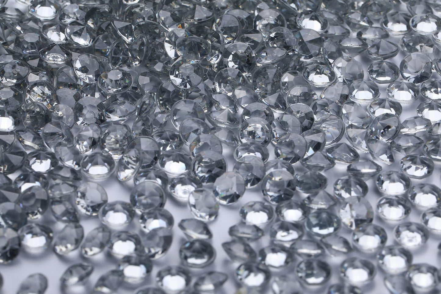 5000 pcs/Pack Wedding Table Scatter Confetti Crystals Acrylic Diamonds 6 mm Rhinestones for Wedding, Bridal Shower, Vase Beads Decorations (6mm, Light Gray)